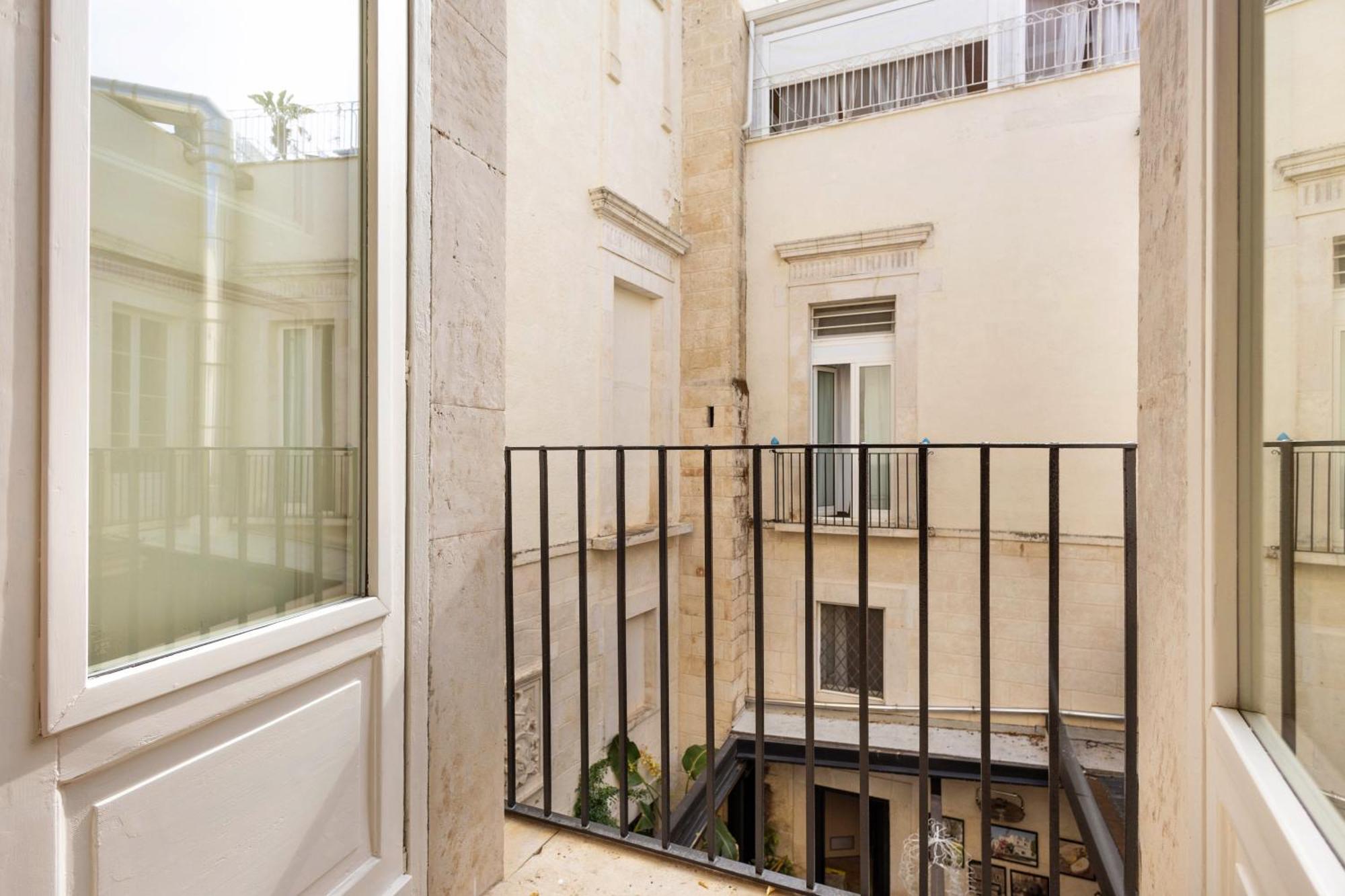 Palazzo Kapece Bed and Breakfast Monopoli Εξωτερικό φωτογραφία