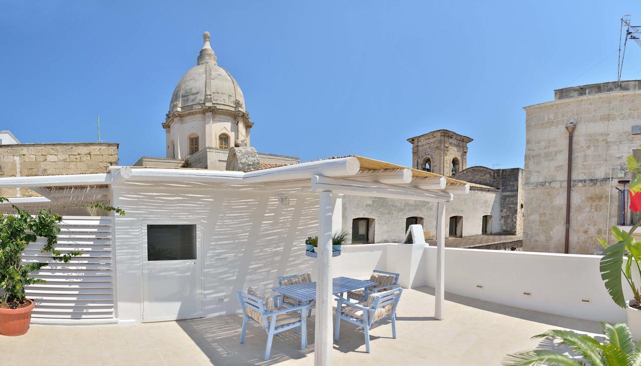 Palazzo Kapece Bed and Breakfast Monopoli Εξωτερικό φωτογραφία